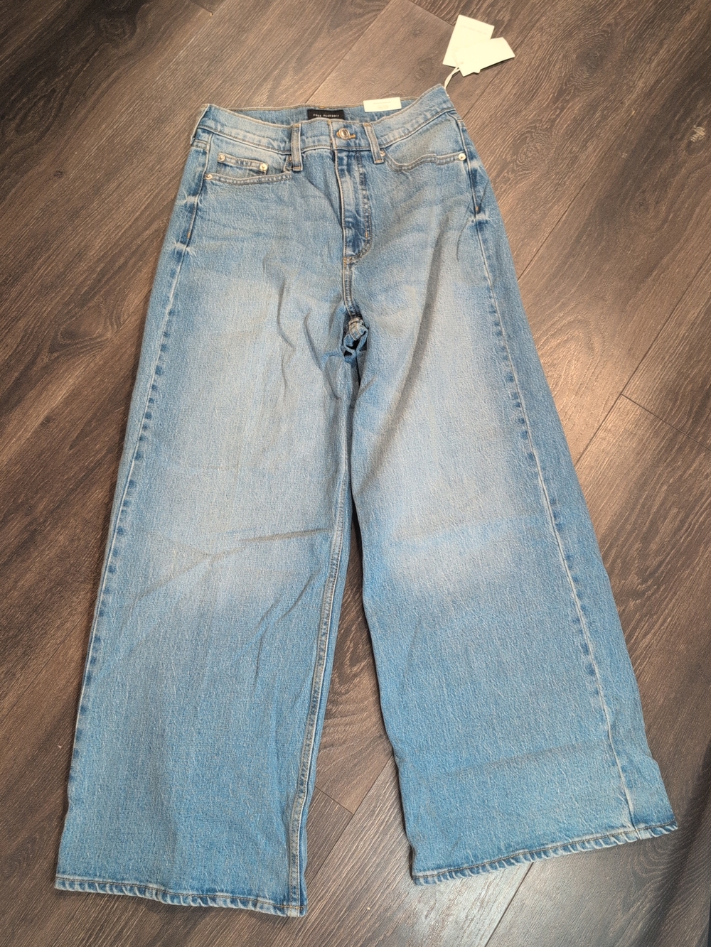 Free Assembly Womens High Rise Cropped Wide Leg Jeans Size 6 NWT City Fade Wash